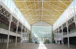 Gandía: “El Mercado se promociona acelerando las obras, no con libros de recetas”